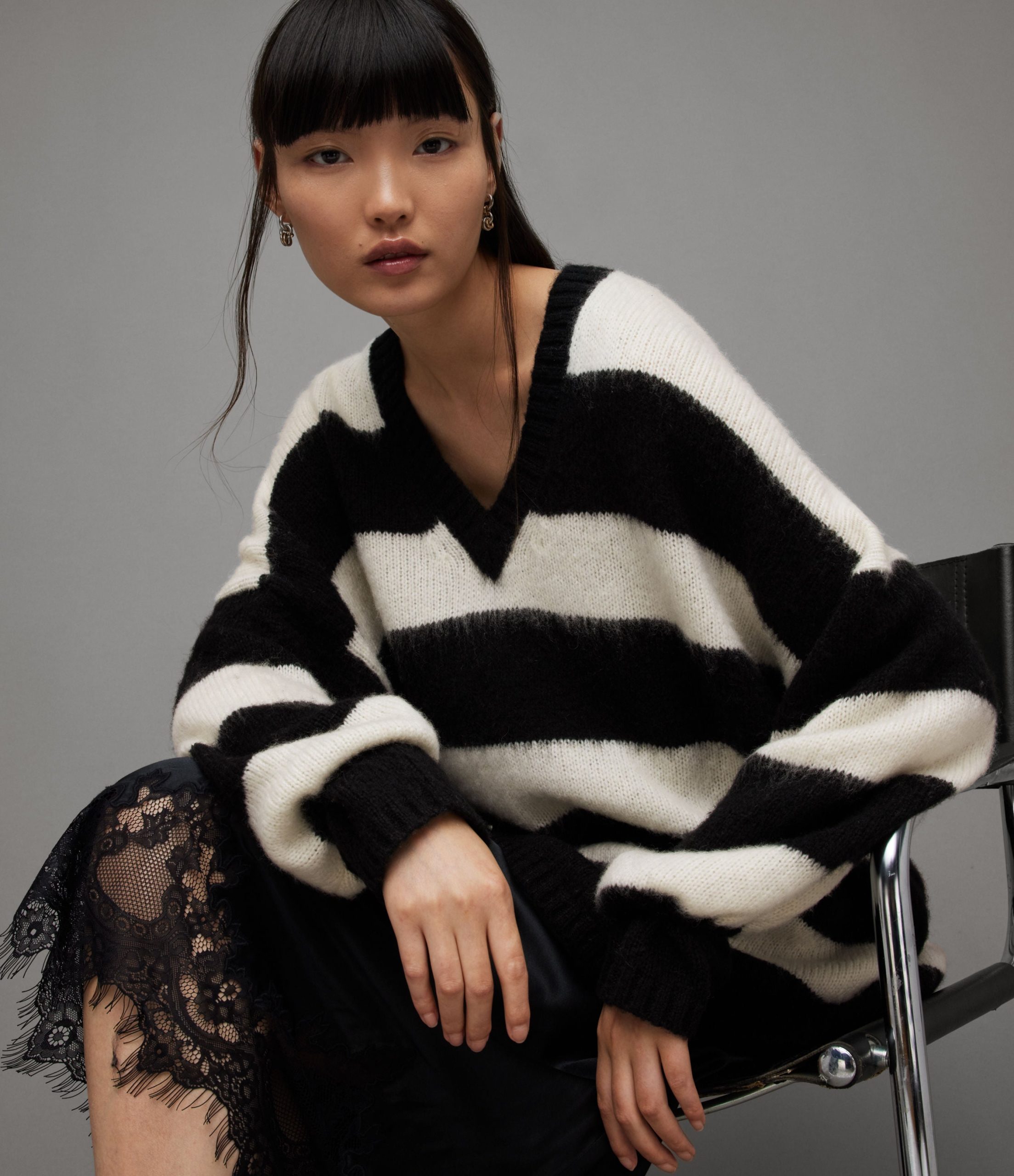 Lou V-Neck Jumper - Image 2