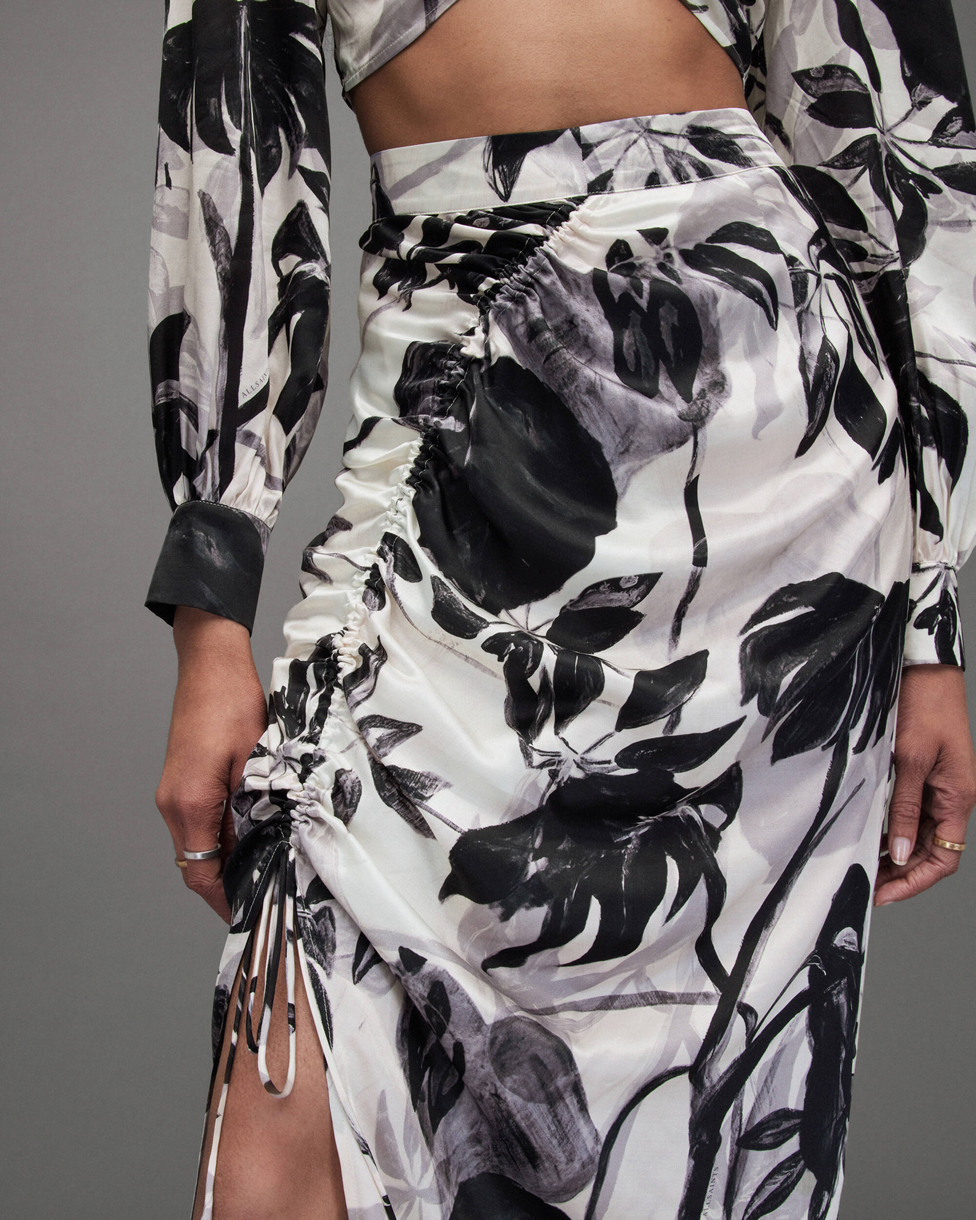 Carla Jackie Skirt - Image 3